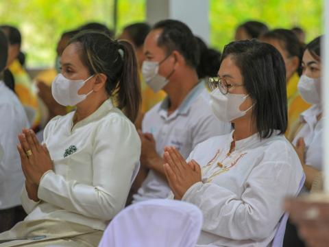 พิธีเจริญพระพุทธมนต์เจริญภาวนา