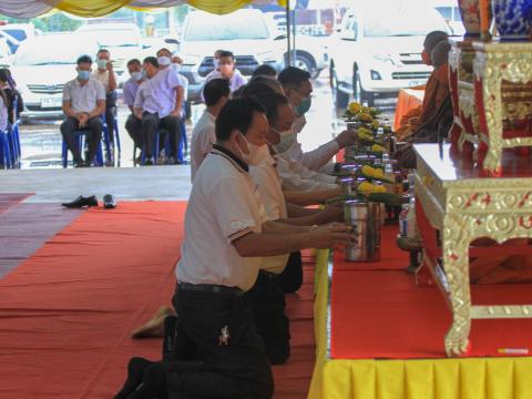 พิธีเจริญพระพุทธมนต์เจริญภาวนา