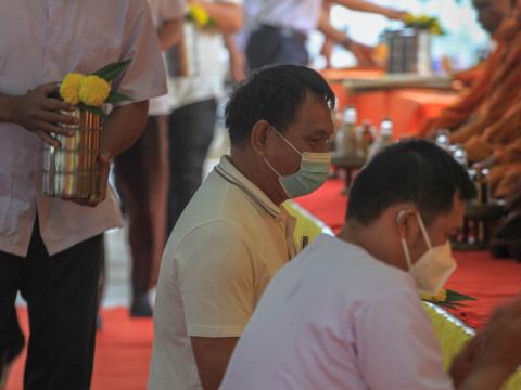 พิธีเจริญพระพุทธมนต์เจริญภาวนา