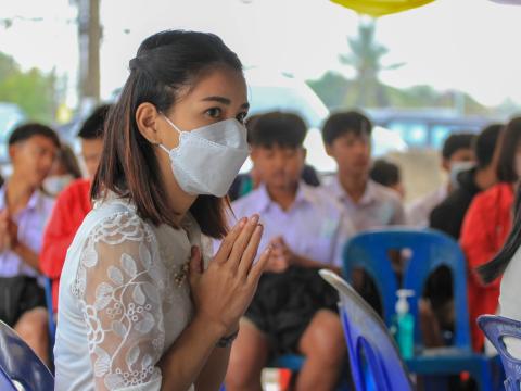 พิธีเจริญพระพุทธมนต์เจริญภาวนา