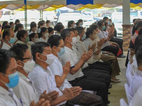 พิธีเจริญพระพุทธมนต์เจริญภาวนา