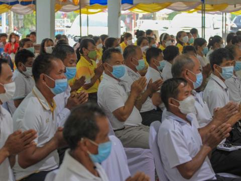 พิธีเจริญพระพุทธมนต์เจริญภาวนา