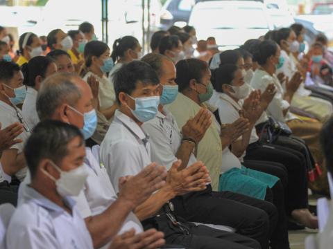 พิธีเจริญพระพุทธมนต์เจริญภาวนา