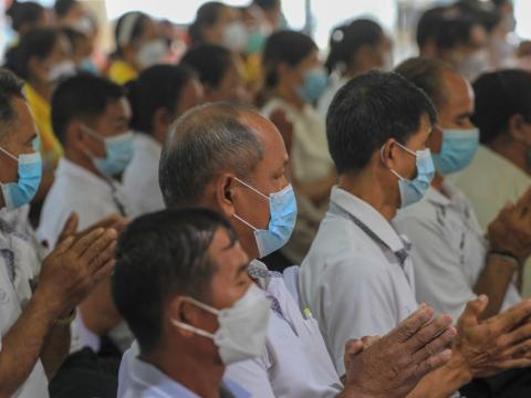 พิธีเจริญพระพุทธมนต์เจริญภาวนา