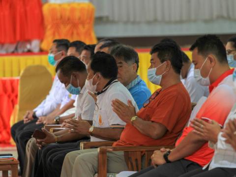 พิธีเจริญพระพุทธมนต์เจริญภาวนา