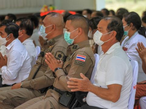 พิธีเจริญพระพุทธมนต์เจริญภาวนา