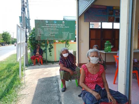 รวมรูปภาพ : ตำบลหนองชัยศรี ร่วมป้องกันการแพร่ระบาดของเชื้อไวรัสโ